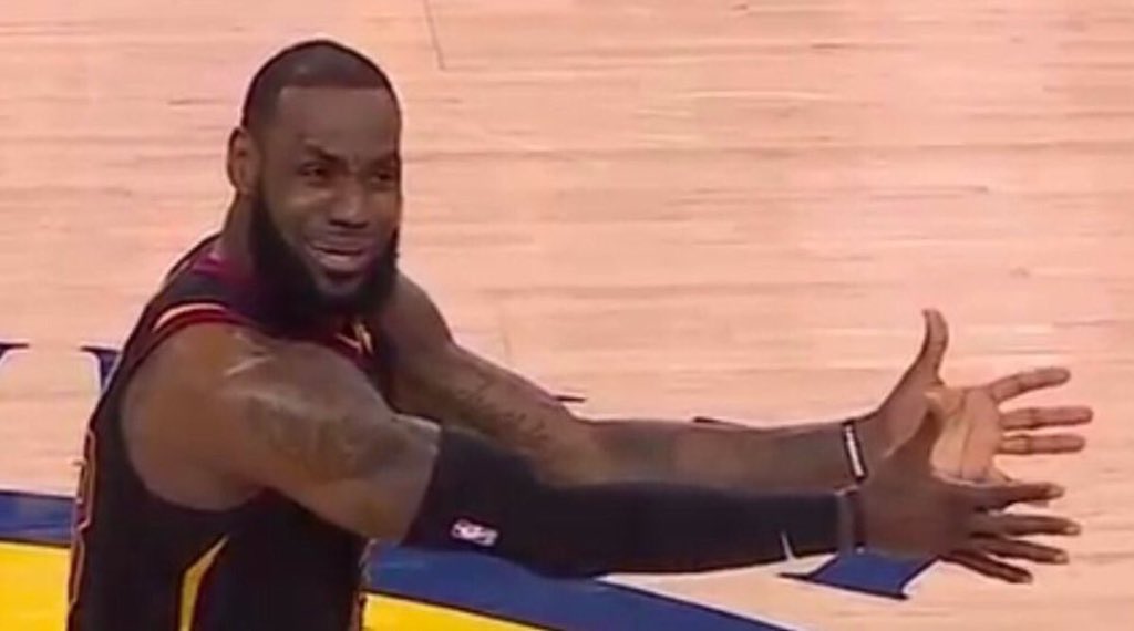 When ya girl say she don’t know what she wants for dinner but rejects your first 27 ideas