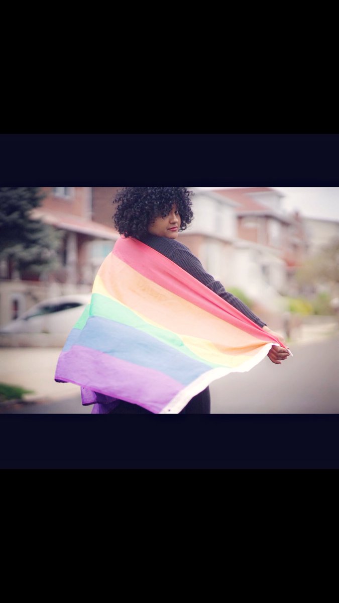 DosesofEnelin's tweet photo. Happy Pride Month  Everyone 🌈🏳️‍🌈 #lesbian #allpride #allmonth #lesbehonest #Pride2018 #curlsgetthegirls https://t.co/CtjI2q2E9l
