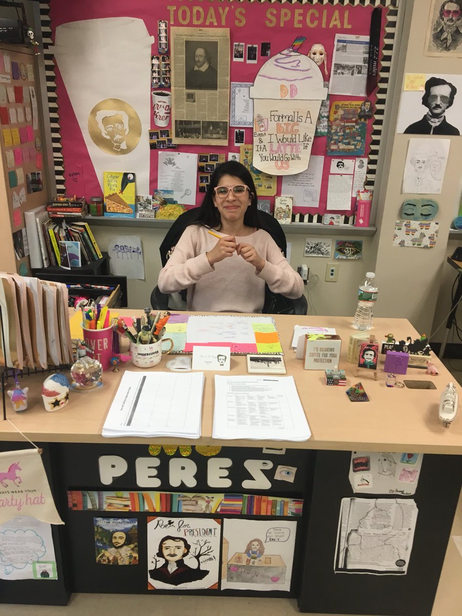 MsPerez_PoeLand's tweet photo. Look who’s a natural at teaching #StudentDay #8thGrade #FunInELA #DistractedByMyDesk #EdChat #PoeIsEverywhere https://t.co/pTaZivdTQq