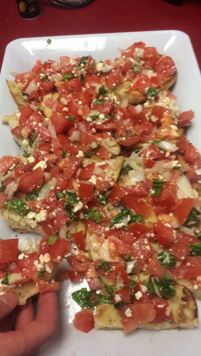 Baker1Yvan's tweet photo. Bruschetta...so fresh for the summer time! It's all gone but ROUND 2 TODAY!! https://t.co/H6CGGk2jXS