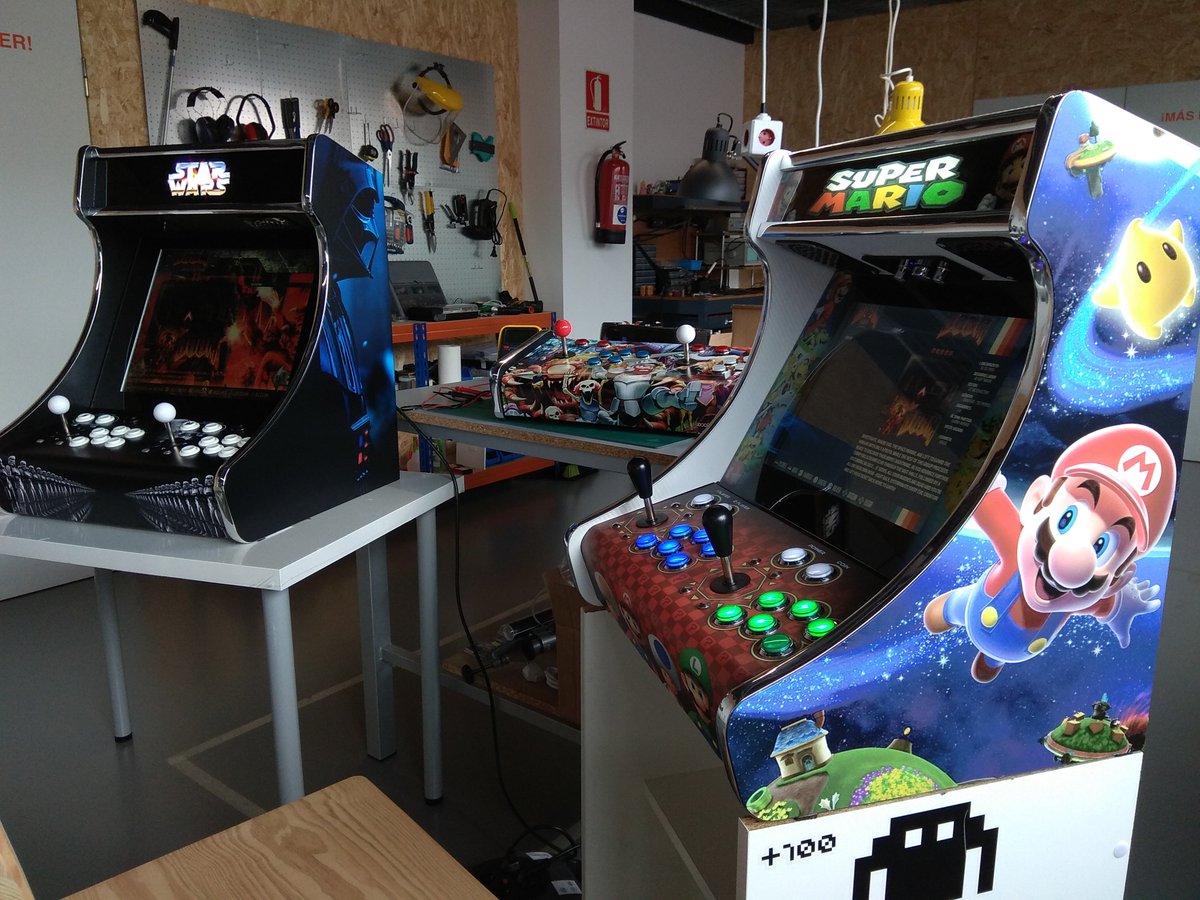 Taller7Maker's tweet photo. Creo que ya estamos preparados !!....Si queréis probarlas, mañana Sábado día 2,estaremos en @Logingamingbar acompañados por @duplostudio echando unas partiditas..... https://t.co/2d06TlVdHg