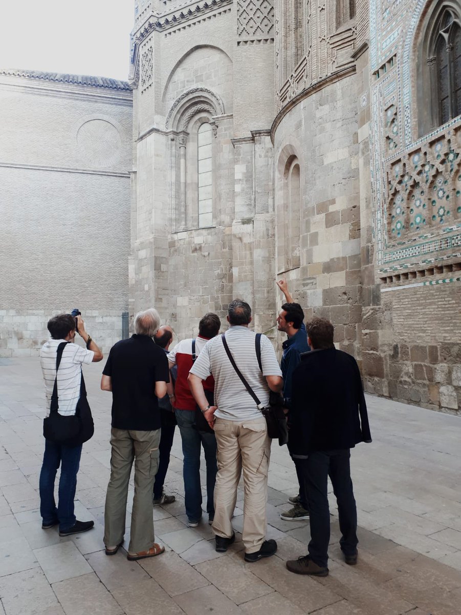 Descubra, gracias a nuestra empresa @Zaragusta, cada vez más visitas guiadas. Especialmente el que se hace al principio de la semana, en inglés y personalizado! #mudejar #zaragoza