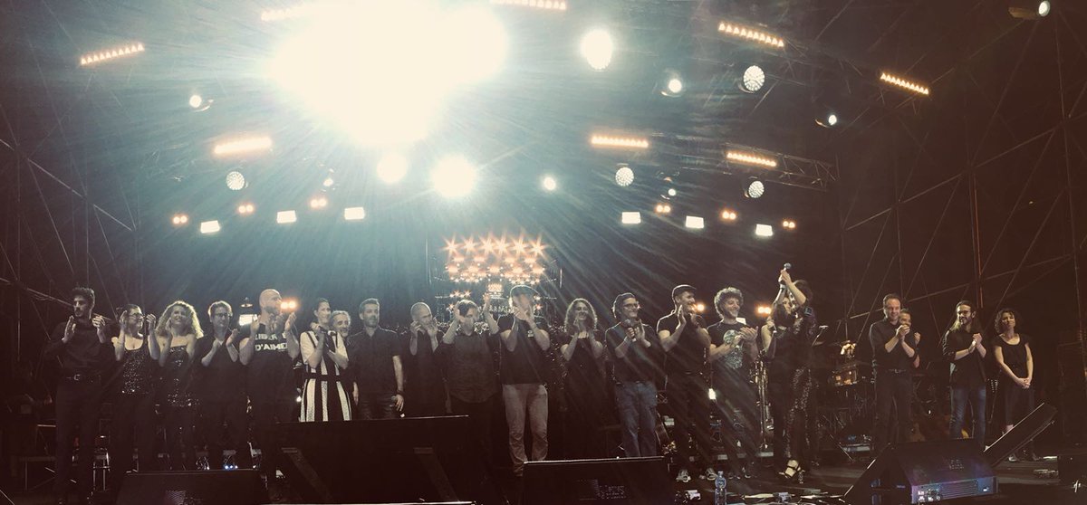 OTRlive's tweet photo. Grazie Catania!
#carmenandfriends per Namasté.

@CarmenConsoli @elisatoffoli @MarinaRei1 @bandabardotweet @mariovenuti @daniesilvestri @MaxGazze @SamueleBersani @puntoeacapolive https://t.co/R0MdRFR2IS