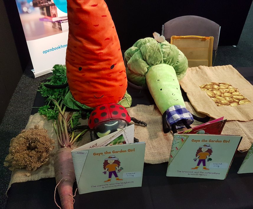 EnviroFair's tweet photo. Rebecca Mumford from Greenhill Living is on Michael Keelan's Weekend @1395FIVEaa at 8.15am. Just one of the great exhibitors at #WEF18 at the Showground this weekend. Full program and exhibitors at https://t.co/Xr5AsdcjWT https://t.co/WiKqb5oJL5