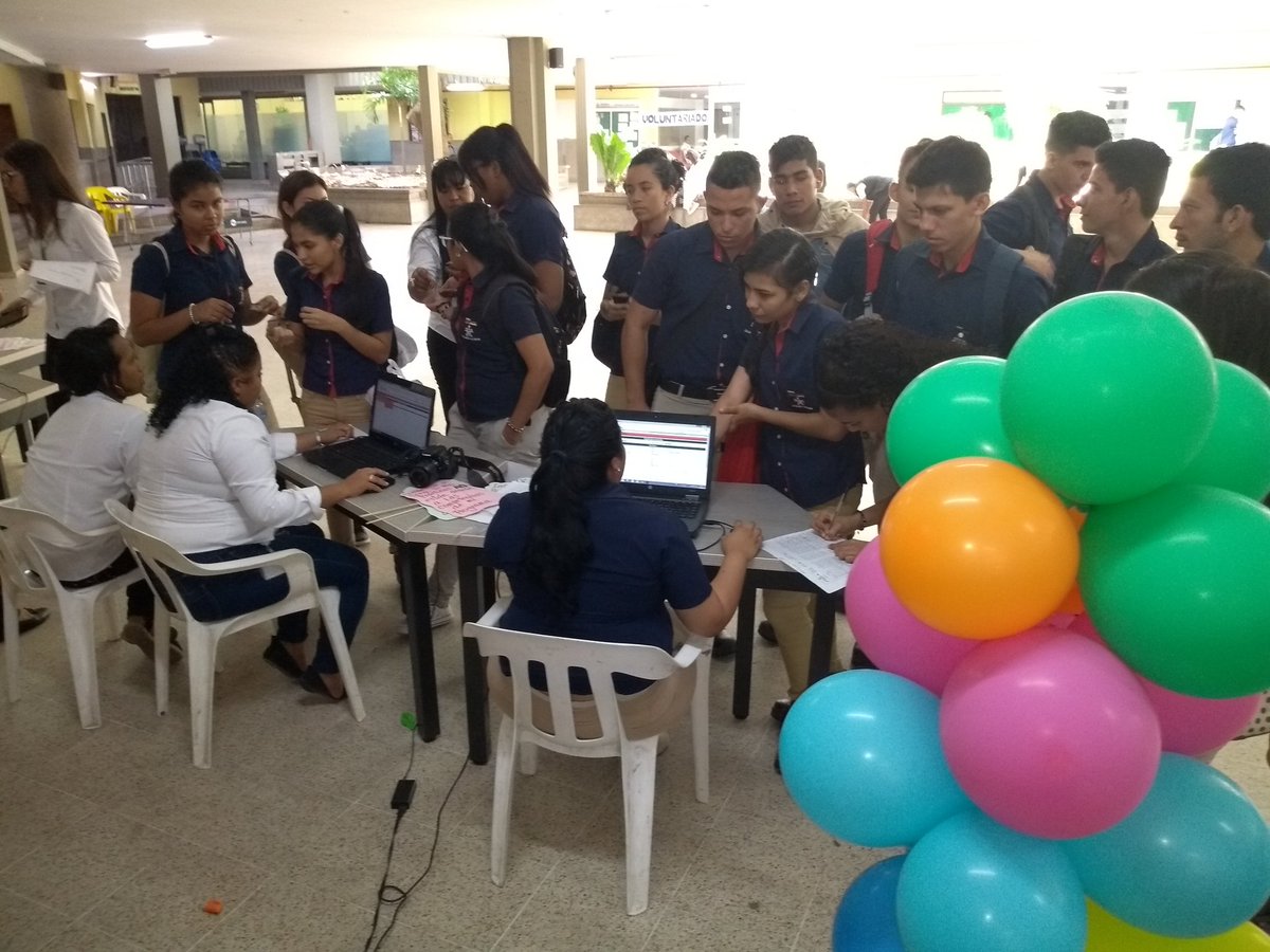 VictorArbelaez's tweet photo. Los aprendices del Complejo Industrial @SENAComunica participaron activamente en la jornada de actualización de datos para estar activos en la plataforma de #CAprendizaje así podrán tener más opciones de recibir un contrato de aprendizaje para realizar su etapa productiva. https://t.co/5kmh2bOT8C
