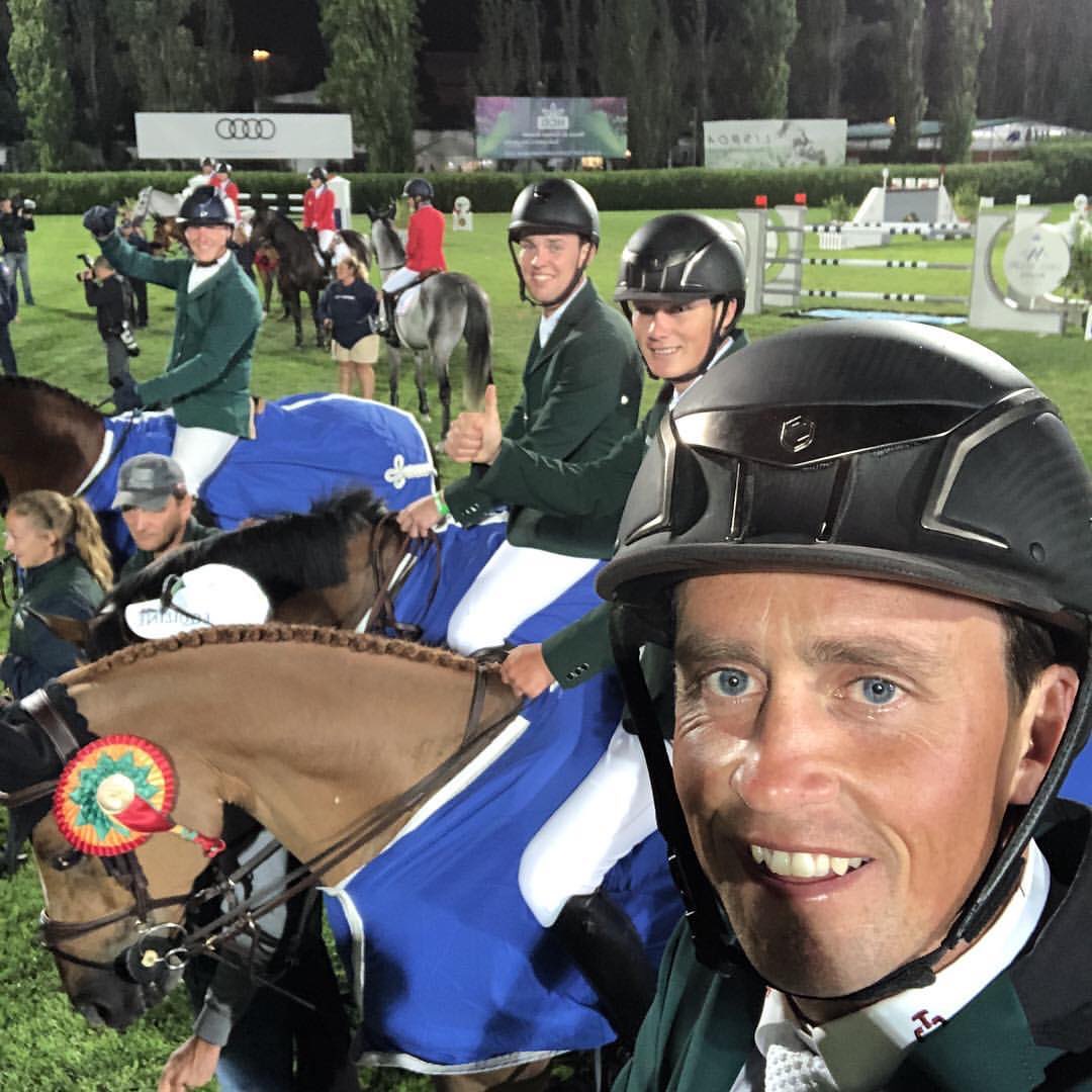 Taylor Vard's team IRE🇮🇪 including Paul Kennedy, Anthony Condon &amp; #REDMILLSriders <a href="/TrevorBreen1/">Trevor Breen</a> &amp; <a href="/MichaelDuffySJ/">Michael Duffy</a> win the Lisbon <a href="/Longines/">Longines Watch Co.</a> <a href="/FEI_Global/">The FEI</a> Nations Cup 

#FeedYourDesireToWin 🙌🏻🏆
