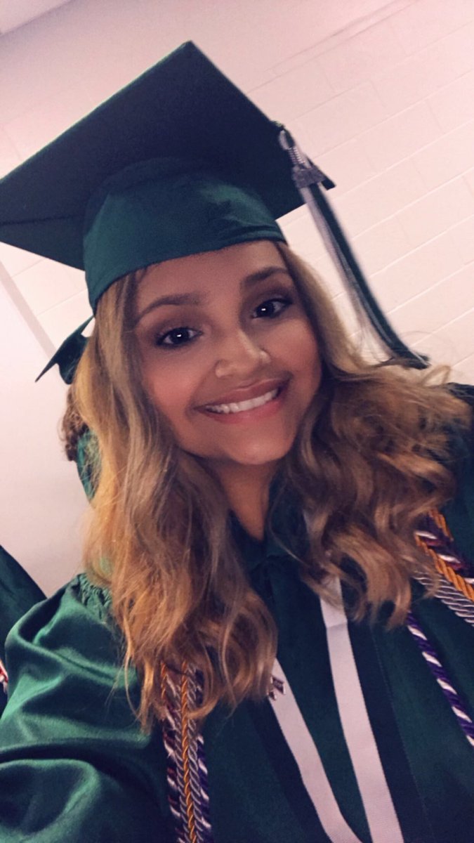 Xo0Daniela's tweet photo. They always said it would happen fast but you don’t realize until it’s over...
I’m so grateful for the people I’ve met and the memories I made these last 4 years. Cheers to the next chapter of our lives. Congratulations to all my graduates #FHS2018
God Bless you all❤️ https://t.co/k2uiJJbjTw
