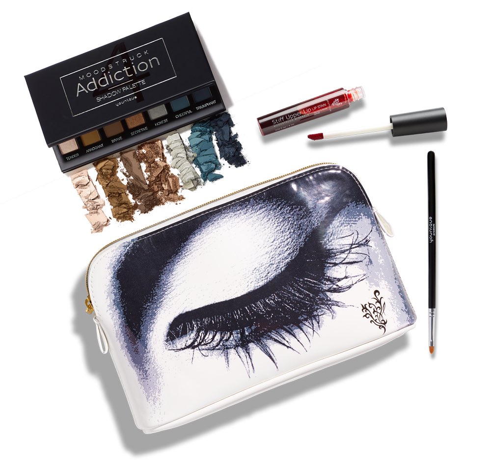 Look at that bag!!!!  I can’t wait to get mine in my hands.  Everything I need for that amazing look of confidence this summer at a steal!  #moodstruckaddiction #makeupstealsanddeals #confident woman #crushyourgoals #wakeuptomakeup