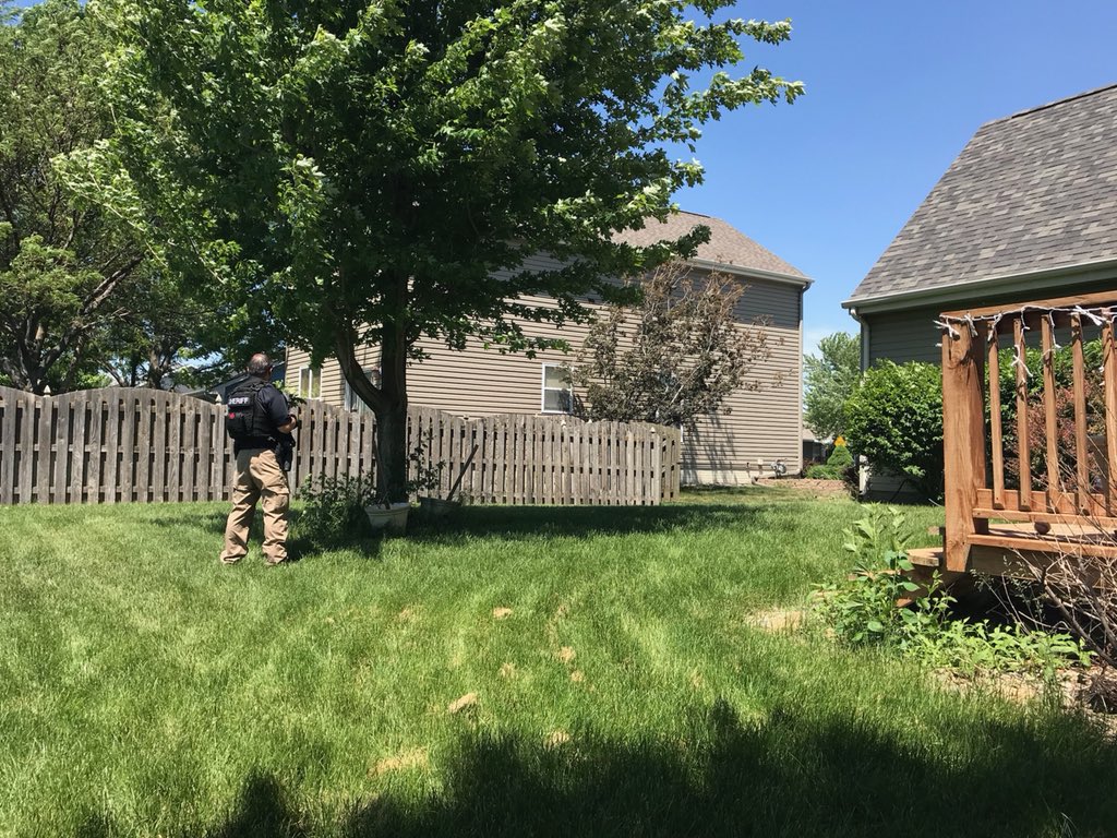 NSP_TroopA's tweet photo. Troopers are on scene assisting @SarpySheriff with a standoff in Gretna. Stay clear of 200th and Hackberry Drive. #NSP160 #NSP152 #NSP169 #NSP297 #NSP113 https://t.co/iFLdW3411p