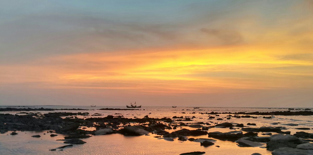 DeltaAshfaq's tweet photo. @NatGeoTravel Saint Martin's Island, Bangladesh https://t.co/0jK5cccJrg