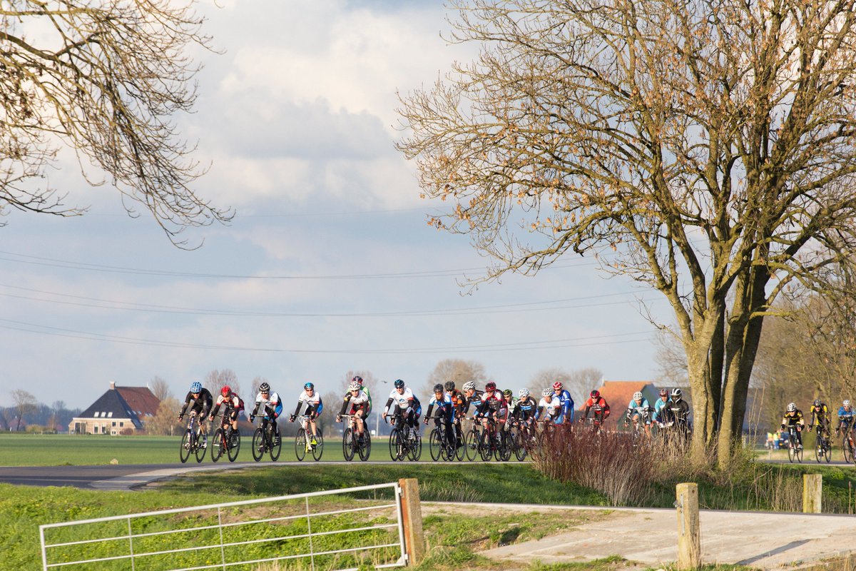 rtcrally's tweet photo. Morgenochtend om 8 uur fietsen we met een groep van RTC Rally een trainingsrit van ongeveer 100 km. Je bent welkom om mee te fietsen. Ons motto: samen uit, samen thuis. Vertrek vanuit Schuttersveld Sneek.

#wielrennen #fietsen #Friesland #Sneek #sudwestfryslan https://t.co/O7Ru5ql0M2