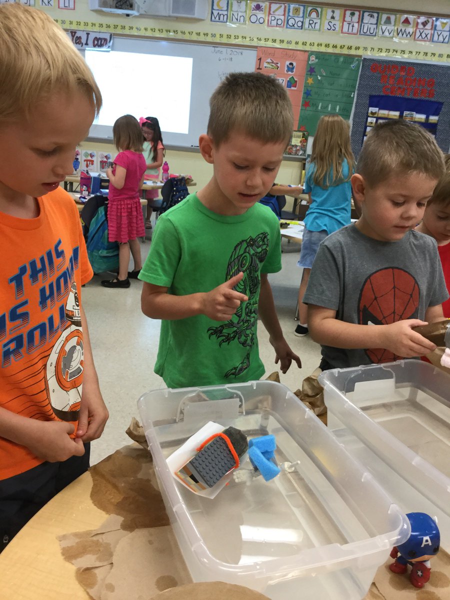 EKirkSTEM's tweet image. Designing and building floatation devices for our sinking toys in Ms. Mell’s K class! @FRESWarriors #pcpsFRES #sinkfloat #STEM