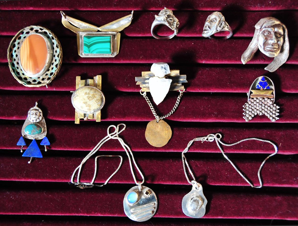 Hello all, ArtLinkbc is now venturing out to the public domain. Stay tuned for interesting art, music and one of a kind jewellery pieces coming your way... worth following... I think so!