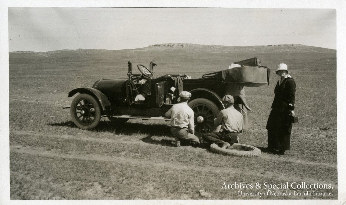 UNLarchives's tweet image. Maybe sampling those donuts wasn't such a good idea after all… #NationalDonutDay #ExtraWeight #ArchivesRoadTrip #ArchivesHashtagParty #UNL #Nebraska #LNK