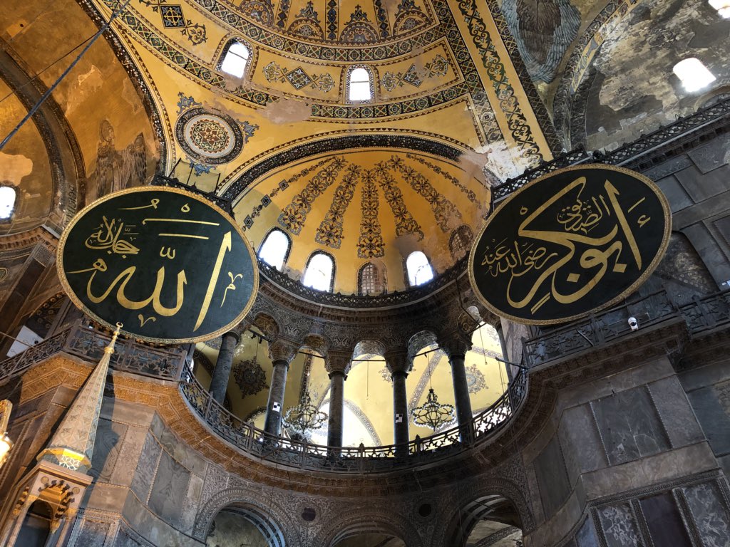 Ayşe Naz Erkan tweet media