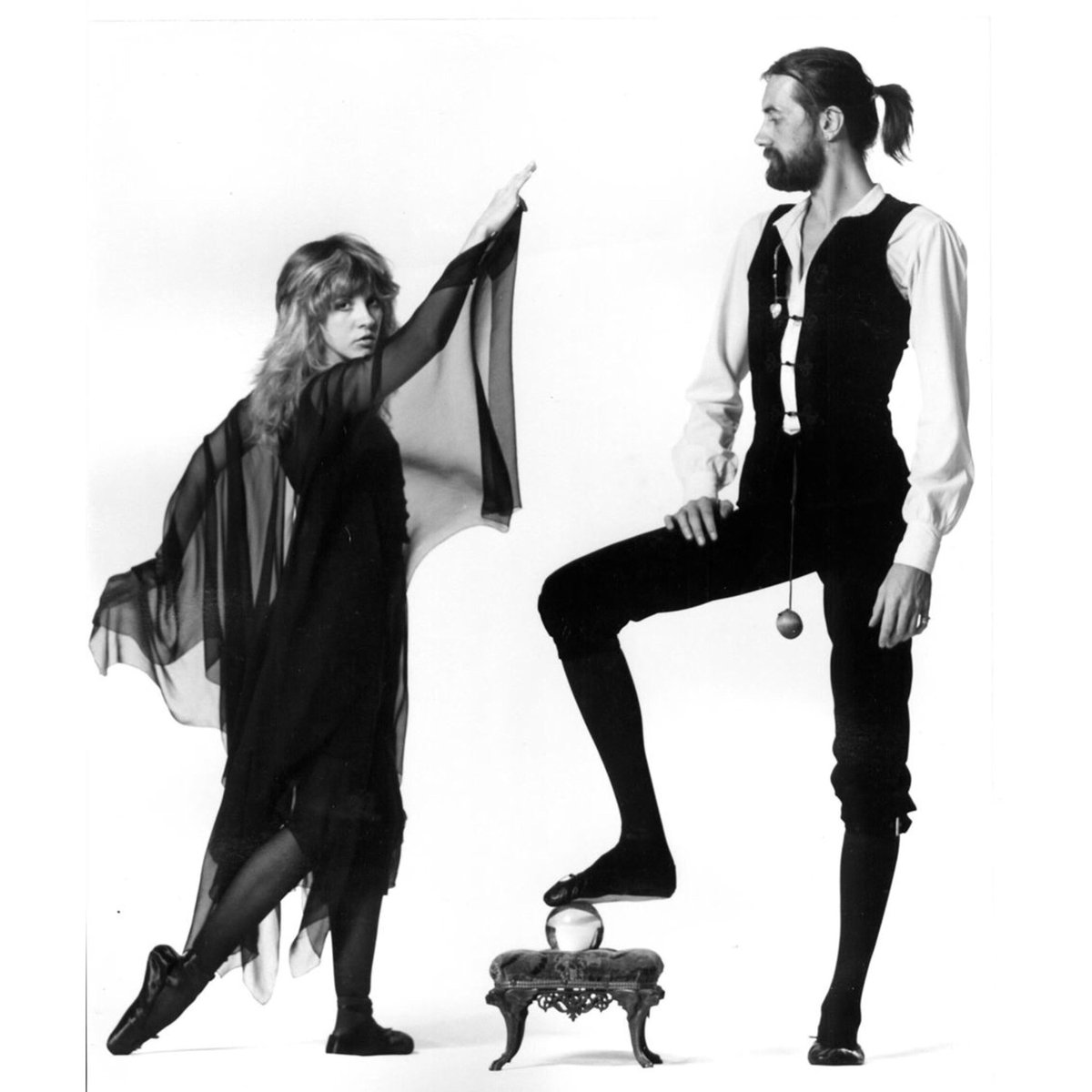 Fleetwood Mac tribute to Rumours is June 20th with <a href="/grindethos/">GrindEthos Records</a> at <a href="/cmoneverybodybk/">C'mon Everybody</a> 🙂!!! Get your tickets while you can! #fleetwoodmac #rumours #folk #rock #pop #tribute #liveshow #music