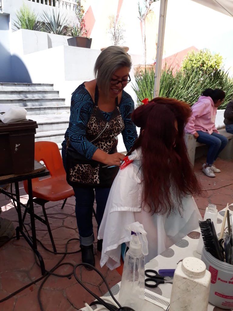 #MediMÁS en el mercado #Contadero Resinas, extracciones, limpiezas, médico con general con medicamento de patente, corte de cabello, reparación de electrodomésticos gratis. <a href="/joselpandal/">Jose Luis Pandal</a> <a href="/zapatajr/">ALEJANDRO ZAPATA #ALPHA</a> <a href="/JDCuajimalpa/">Miguel Angel</a> <a href="/Migel_ange/">Miguel Ángel Salazar</a>