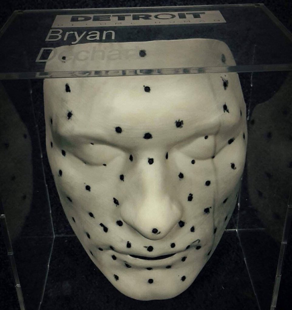 < RT to share the BIGGEST #DetroitBecomeHuman CONTEST YET! >

WIN THIS MASK OF MY/CONNOR'S FACE!
Exclusively 3D-rendered at <a href="/Quantic_Dream/">Quantic Dream</a>

ENTER your FAN TRAILER EDIT
using THIS remix score
tag me &amp; <a href="/Detroit_PS4/">Connor Bot</a> by 6/6 to WIN!
youtu.be/x6yYv6y3OvU

twitch.tv/BryanDechart