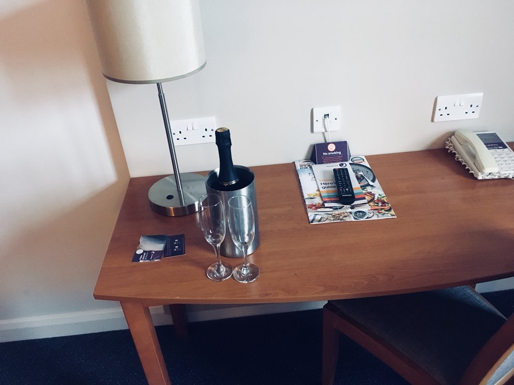 PIUlverston's tweet photo. So I’m a DM and have come to Salford Quays PI with a lovely warm welcome from Satveer and a PIWow - on a guest journey tonight and love it to pieces! #service #piwow #pitopiwow #specialtouch #warmwelcome #summerholidays @SDEBDD @Minafattahi @rocke_hannah @placemadebyyou https://t.co/jPsJD6ZPJ7