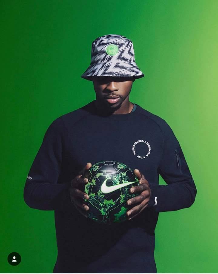 ravetv_'s tweet photo. Repping Nigeria this world cup
#WorldCupMode
#africa
#nigeria
#thesupereagles https://t.co/lpo6ERlmAx
