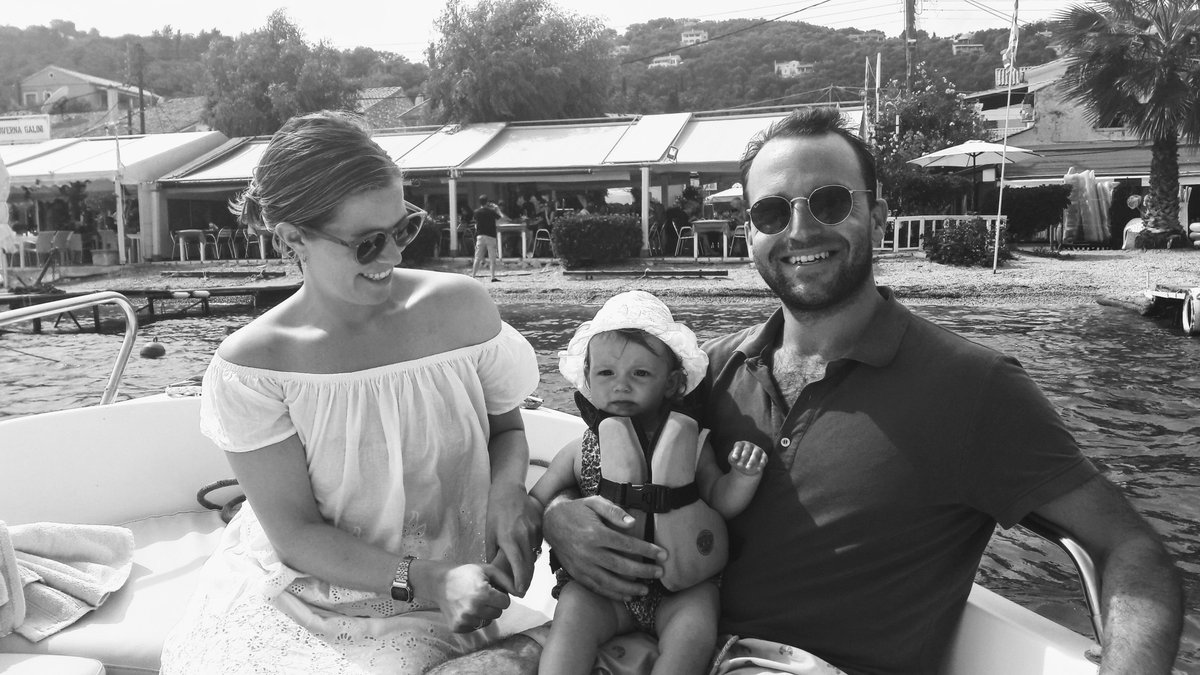 We spoke to our wonderful stockist Handpicked by Kate about life working as a husband and wife team. handpickedbykate.com/blogs/latest-b… #smallbusiness #swimmingtrunks #swimshorts #swimwear
