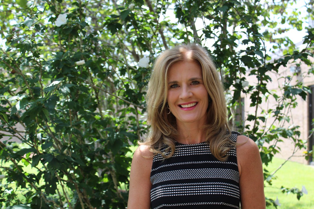 Please join me in welcoming Ms. Molly O'Neal as our new assistant principal. Ms. O'Neal began her career in Williamson County in 2005 as a school counselor. For the last four years, she has been an assistant principal at Hillsboro Elementary/Middle School.  Welcome to Kenrose!