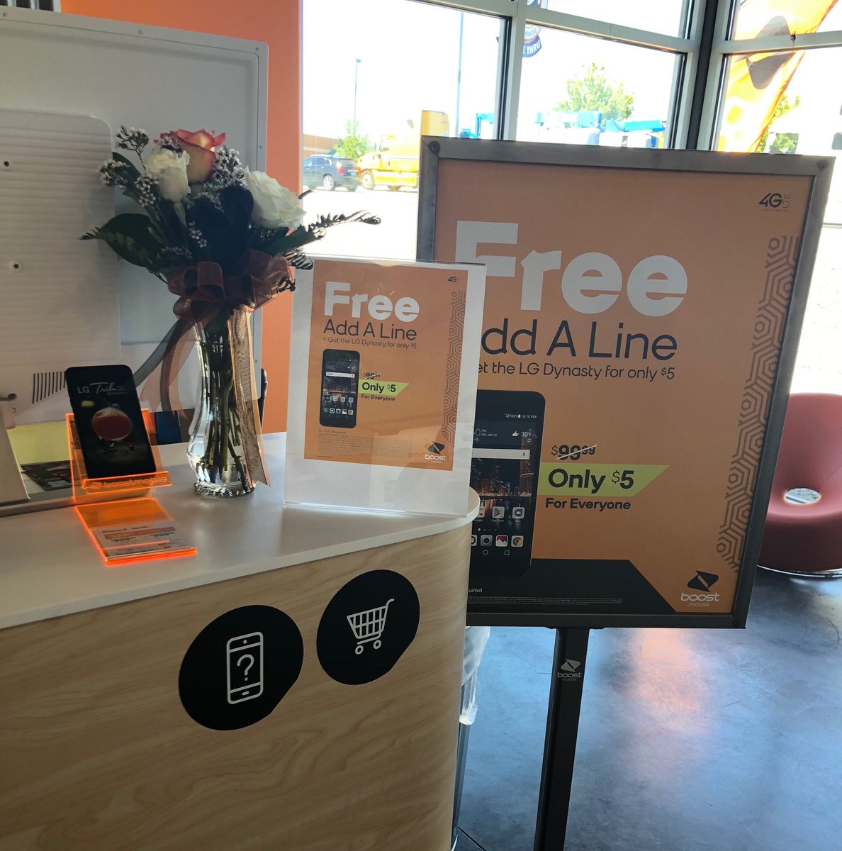 TareeVIP's tweet image. Grand Opening &amp;amp; Ribbon Cutting Event - Central WA Wireless- 402 Ely Street, Kennewick.  Boost on the Grow! Beautiful Store A+...#VIPwireless #boostmobile #grandopening #ribboncutting @VIP_RealEstate_ @DaveBerginVIP @tareewood @renee_tuttle