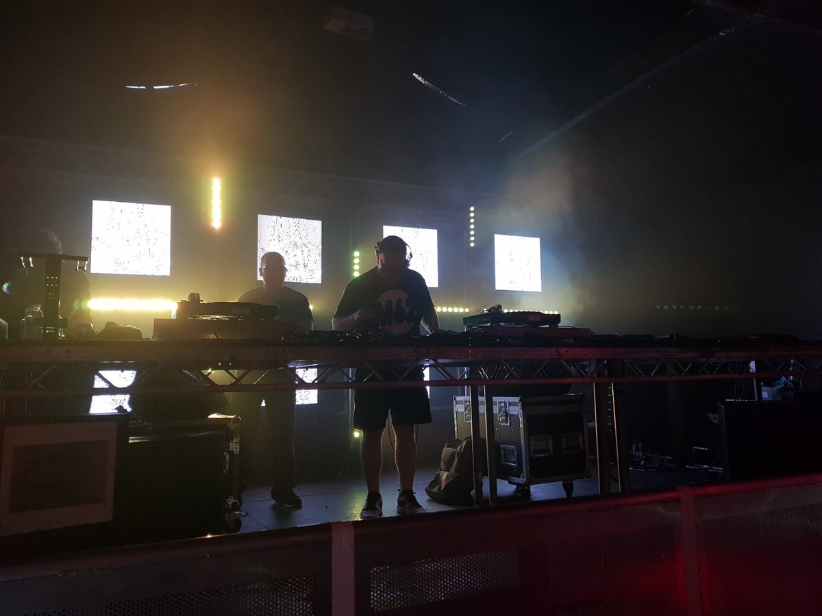 JAYERANGEY's tweet photo. Its warmin up nice @ConstellationsL  #balticweekender @M62_Records !!! 🔥🔥🔥 https://t.co/NW1BsrJcVU