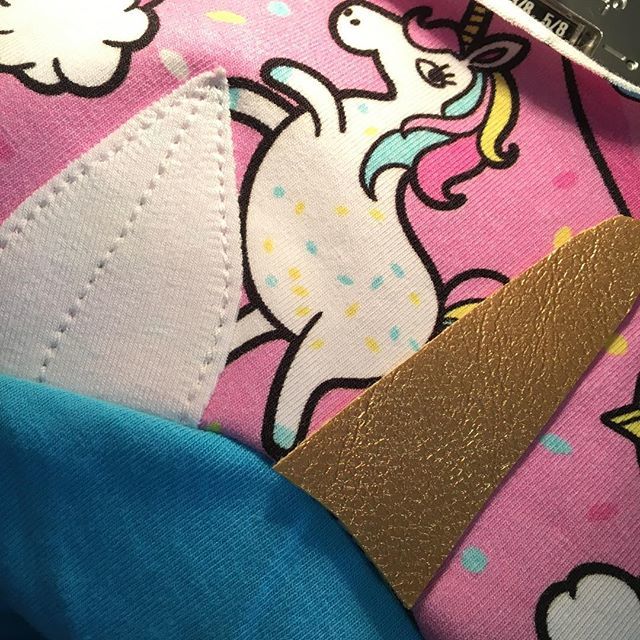 Cheerycheeks236's tweet photo. I hope this turns out as awesome as I think it will. π€π»π€π»#unicorn #maxaloones #applique #wahmmade #handmadeisbetter #shopwahmmade #shoplocal613 #fridayfun https://t.co/OWNHNPGYd8 https://t.co/n5ee7J3C1W