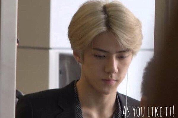 sehunbleached's tweet photo. his face, skin color and everything...is just perfect https://t.co/tzSL1A5dK2