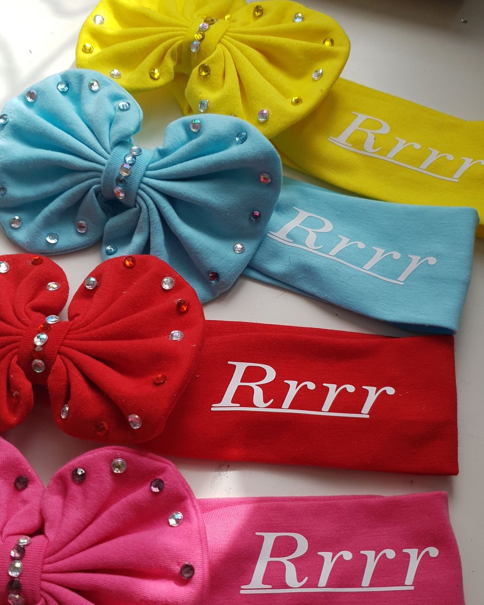 RoyalCubs's tweet photo. Babies custom headbands made by @RoyalCubs 
#gemstones #headbands #babies #girlsgirlsgirls #pretty #royalcubsclothing #colours https://t.co/PU3EuvftV5
