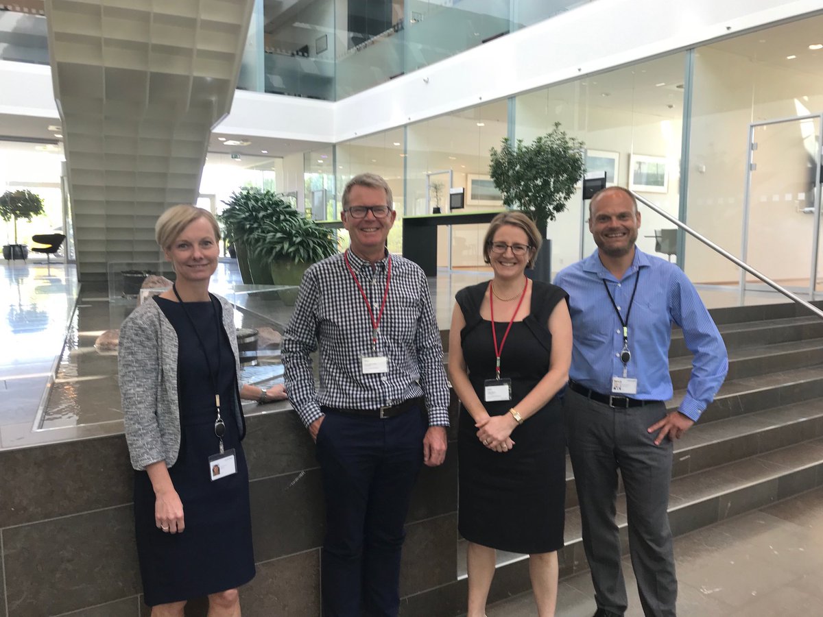 SoerenDupont's tweet photo. Fint besøg af kolleger fra TasNetworks (Tasmanien). De vil lære om danske erfaringer om stærke forbindelser og effektive markeder som et centralt element til effektiv integration af vind i elsystemet @EnerginetDK @RostedShr #dkgreen #electricitysystemoperator #energiovergrænser https://t.co/Gc3AZZCFWa