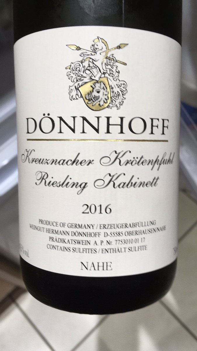 This is absolutely gorgeous. The very definition of drink-or-keep. Now, or any day in the next two decades, at least. #Riesling