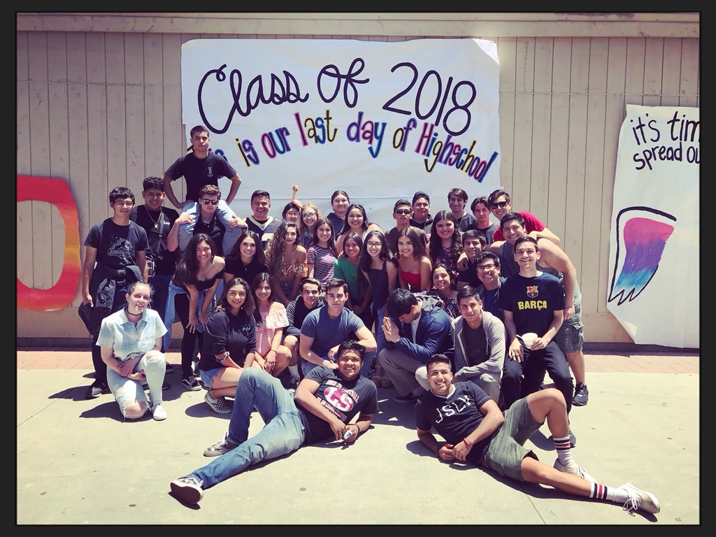 LASERNA2018's tweet photo. And that’s a wrap, Lancers! See you all at graduation! 👩‍🎓🎓👨‍🎓 https://t.co/cV6cc1lOeF