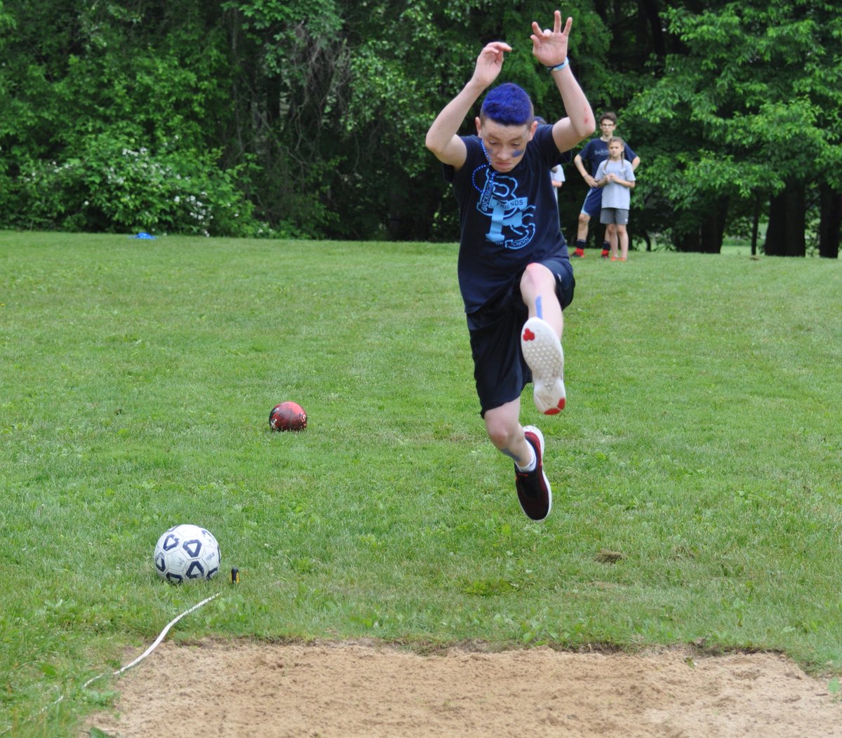 Buckingham Friends School tweet media