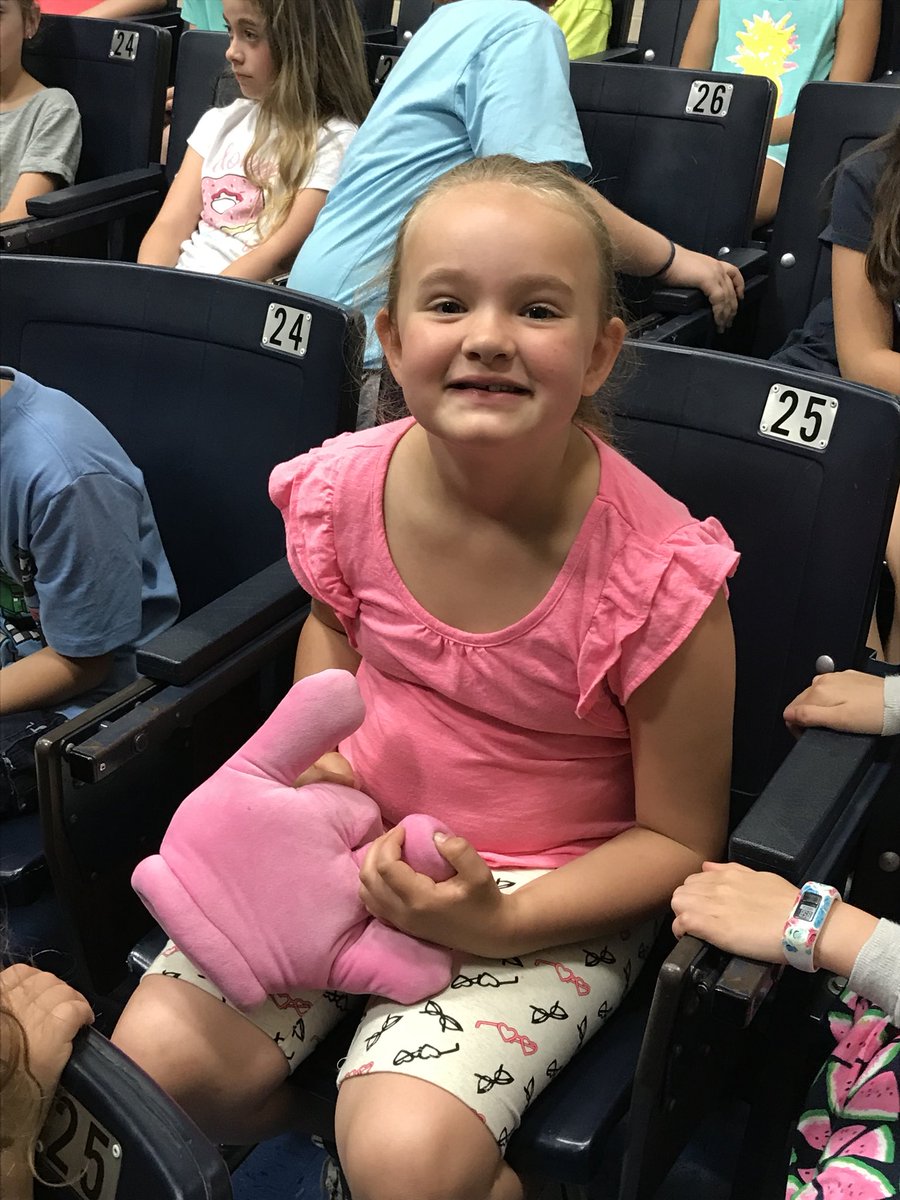 Bonnie K. tweet media