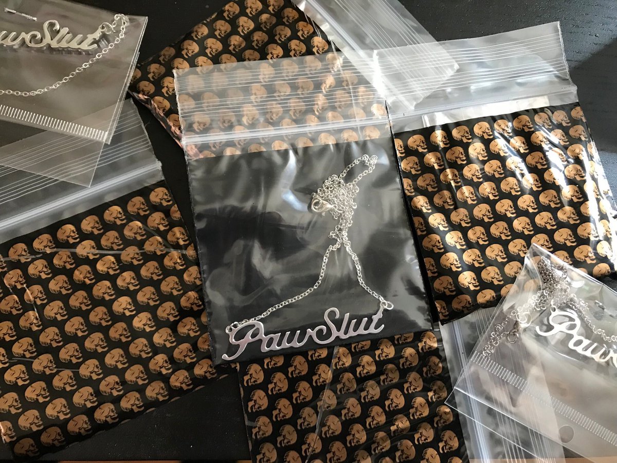 norfdog's tweet photo. ‼️ CELEBRATING THE PAWSLUT CHAIN RESTOCK WITH A GIVEAWAY ‼️

FOLLOW + RT TO ENTER ✔️

ONE WINNER WILL BE PICKED FRIDAY JUNE 8 📅

DONT WANT TO WAIT? COP YOURS NOW:

📲 https://t.co/iGusxt78y0 💻 https://t.co/vOQVbwTnaQ