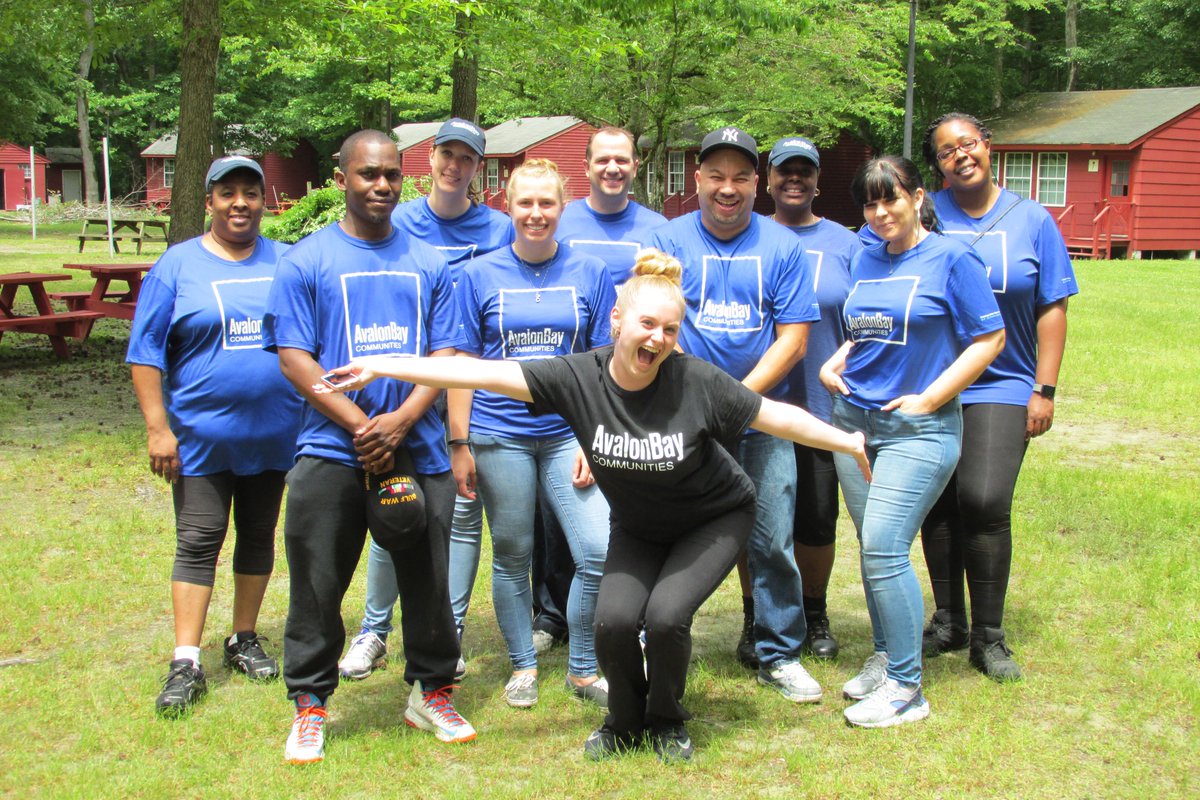 AvalonBay's tweet photo. A huge THANK YOU to everyone who helped make 2018 Spirit of Caring Month an incredible success! AvalonBay associates volunteered their time and energy to complete 100+ volunteer events and 250+ donation drives, supporting over 50 partners. #AVBBSC #AVBSpiritofCaring https://t.co/8H8Zu8s1ay
