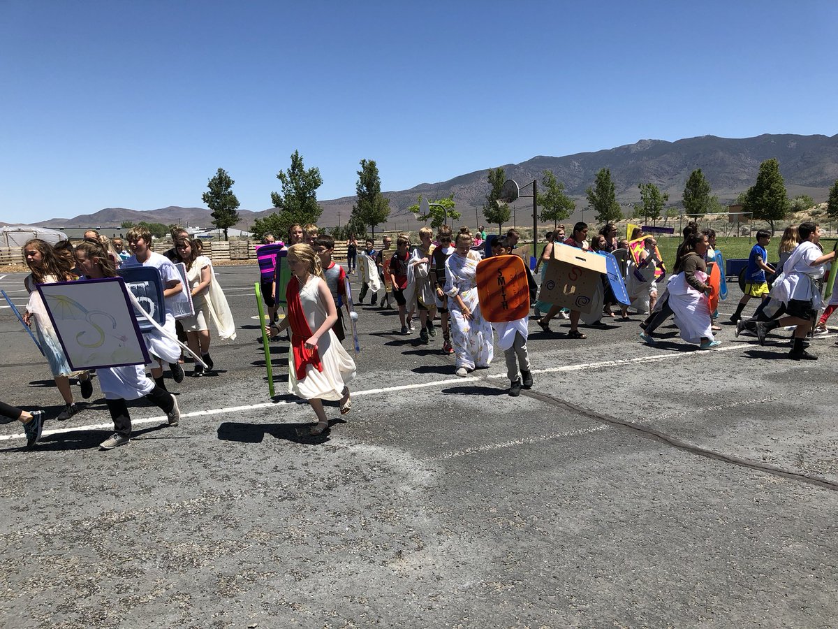 WayneLWorkman's tweet photo. Rome Day at Dayton Elementary for the 6th grade classes. Let the battle begin!  Thank you Ms. Hogan, Smith and Hardin! https://t.co/rt8O5fQI1v