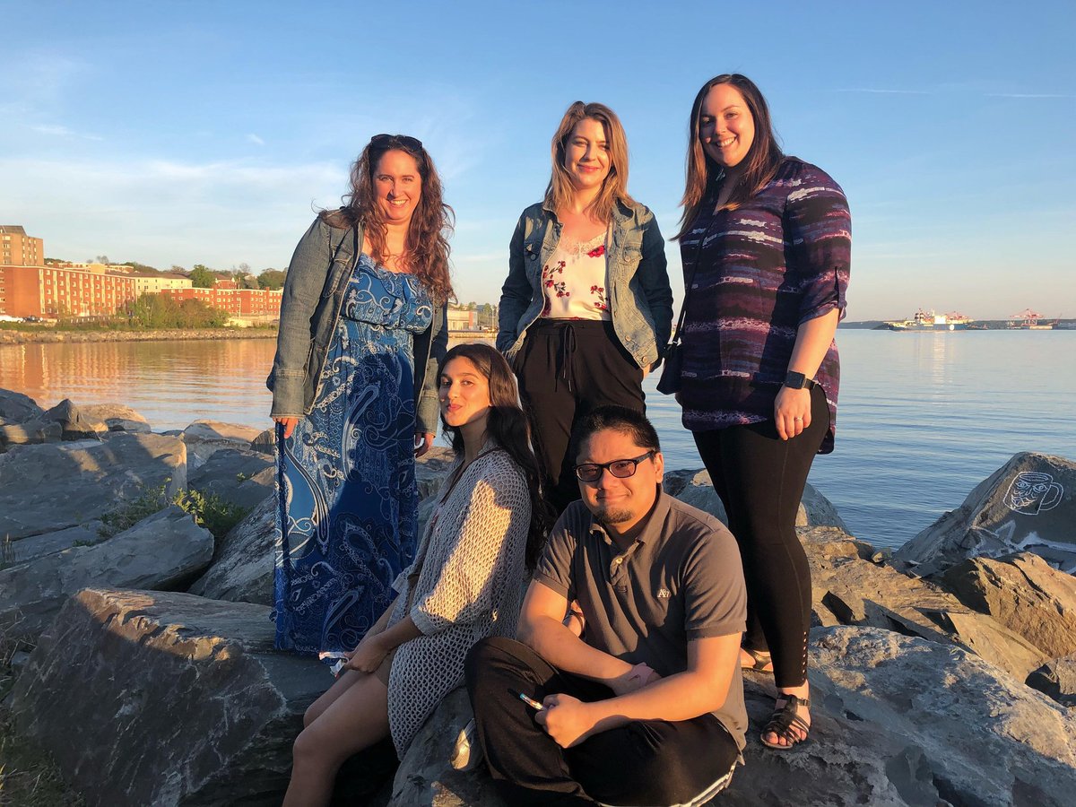 reachalibreen's tweet image. Last night&apos;s #HackMyLife #Millennials meetup was sooo good. Here&apos;s a few of us taking  in the sun &amp;amp; ocean &amp;amp; #epiclearning.