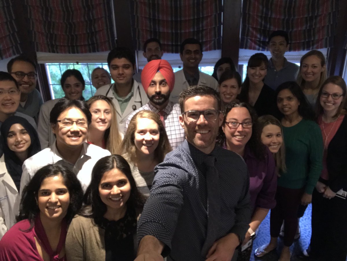 abbyWUim's tweet photo. PGY3 IM residency retreat! Careers in academic mentorship, finding and keeping your mentors, innovating and building relationships, developing your network, and investing your money that now you’re about to make some! @CCF_IMCHIEFS @AAIMOnline @acgme #outofthehospital https://t.co/C1BsOHGnFE