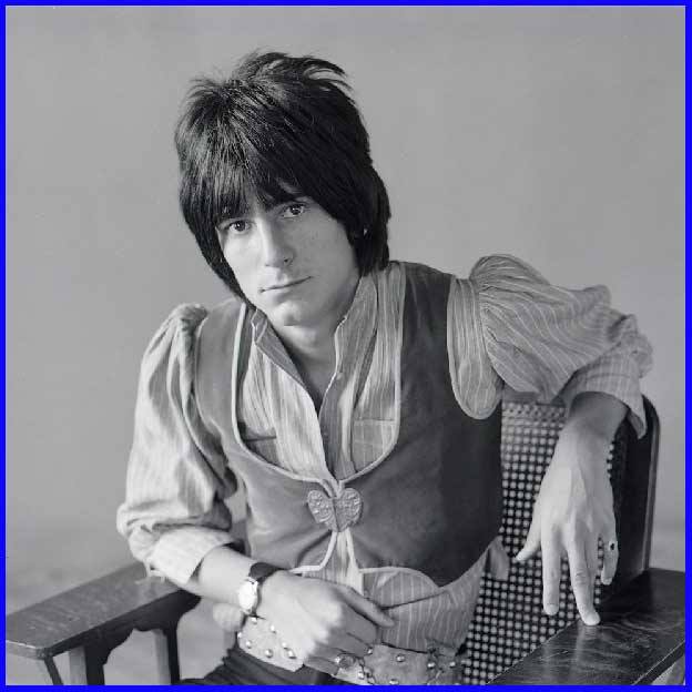 June 1st, 1947     Ron Wood Guitar (Faces, Rolling Stones) Happy Birthday 