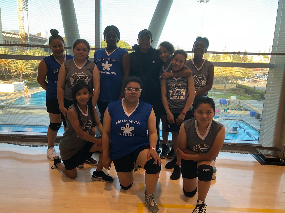 LAPromiseFund's tweet photo. Way to go, #JohnMuirMiddle Cougars for winning your volleyball tournament and #LAPromiseCharterMiddleSchool Grey Wolves for making it all the way to the playoffs! 🏐🏅👏🏽 #PERSISTENCE #southla #educationalequity https://t.co/W6dcBCpJfo