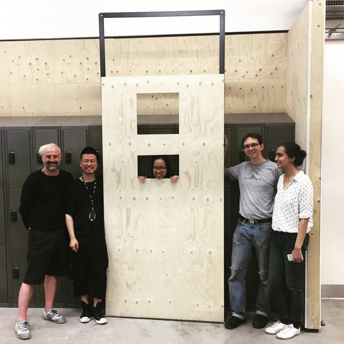 csmMANE's tweet photo. Fantastic first week of Degree Show building! Well done spatial and install teams. 💪🛠🔩🛠💪 #builttofit #customdesign #usertesting #roomforalittleone #makingof #csmemerge #narrativeenvironments #teamworkmakesthedreamwork https://t.co/8F0CBtuMtV