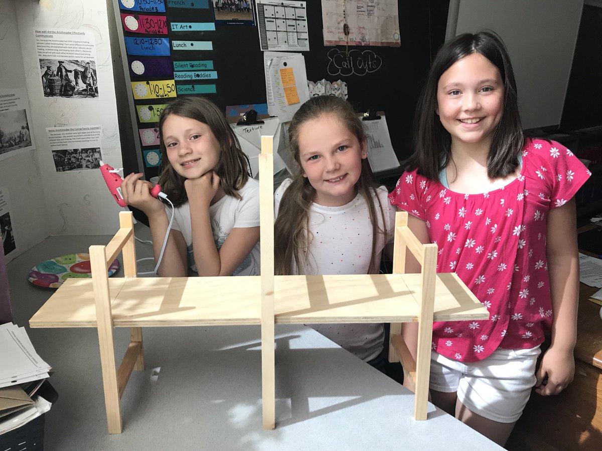 murpkath's tweet photo. @MrsKCanning and I are so proud of our innovative Grade 5 students today! Such incredible bridges created for our forces and structures unit. Each one held at least 8lbs! #rich #relevant #engaging #namethatbridge https://t.co/puiCjQ4HT9