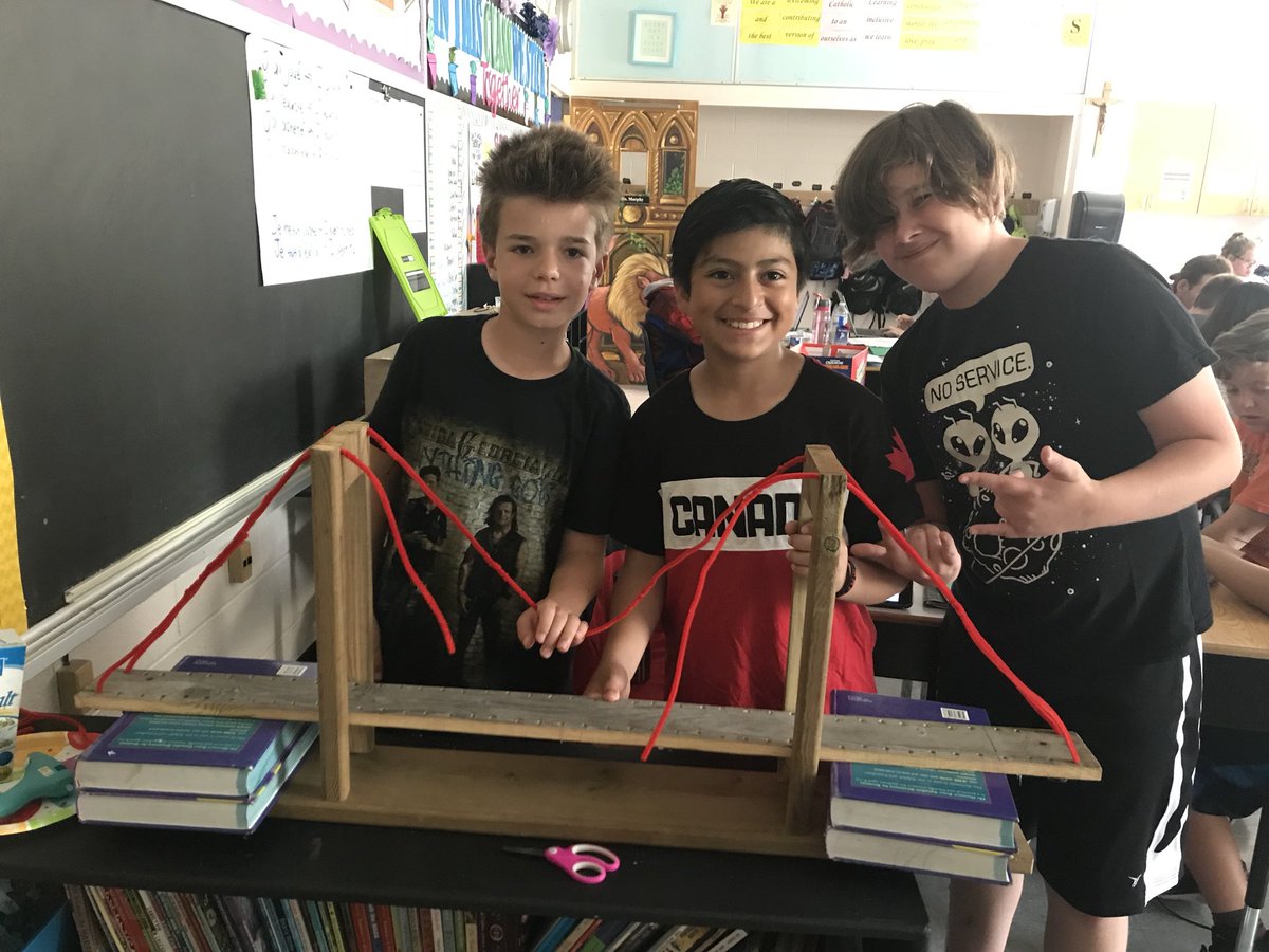 murpkath's tweet photo. @MrsKCanning and I are so proud of our innovative Grade 5 students today! Such incredible bridges created for our forces and structures unit. Each one held at least 8lbs! #rich #relevant #engaging #namethatbridge https://t.co/puiCjQ4HT9