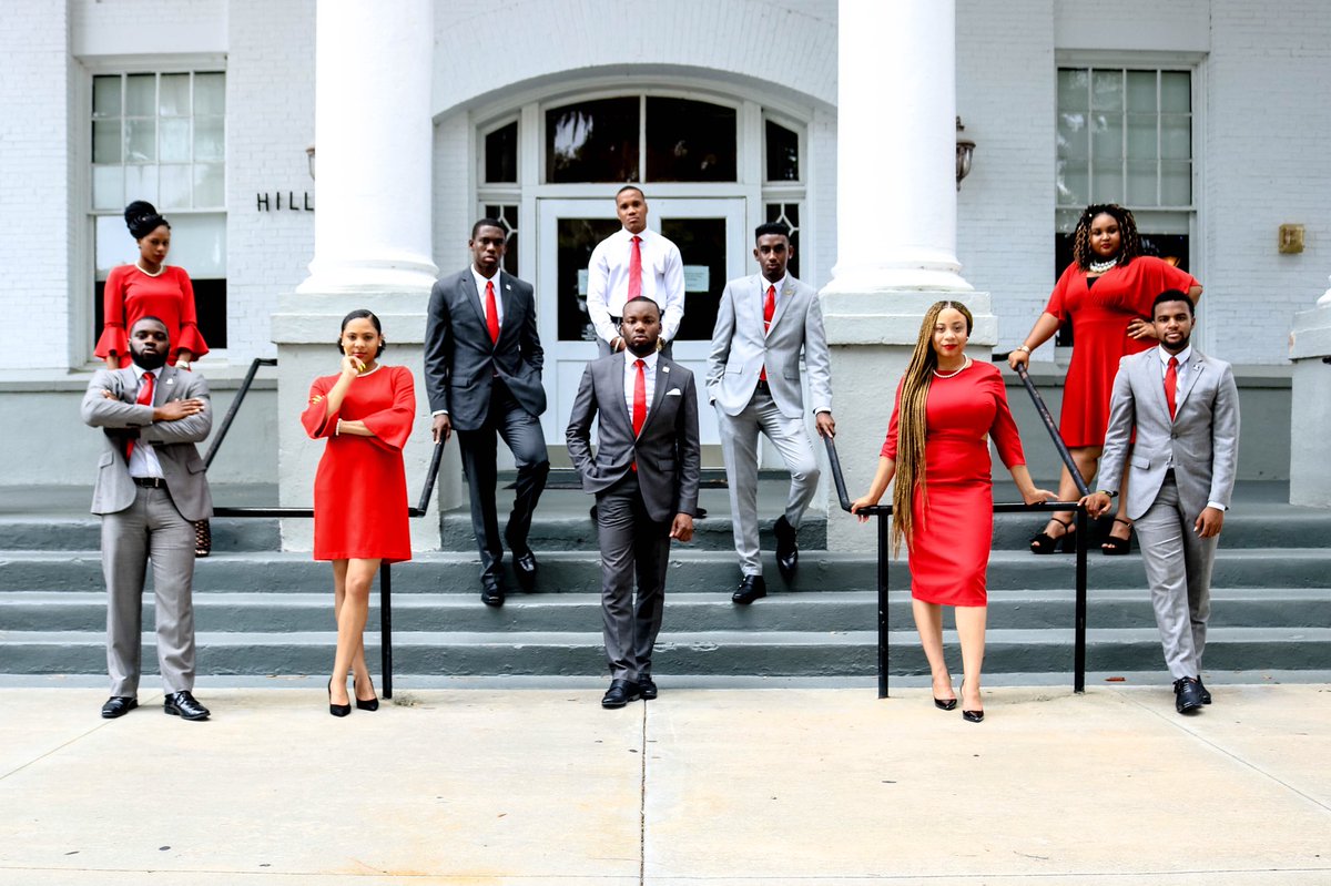 sga_wssu's tweet photo. Our presence is felt through the power of our steps when we enter the room #GPSAdministration #NavigateTheClimate #FiftyShadesOfRedAndGrey #NASAPSLI2018 https://t.co/wA3YpX2pFy