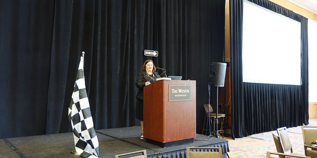 uspto's tweet photo. Following a discussion on the importance of pairing classification and keyword searching, #USPTORockyMtn Dir. Kocialski provided a brief year-in-review of the regional office’s ongoing initiatives, & activities to patent practitioners at @IPInstitute. #IPinstitute18 https://t.co/338CzmRj67