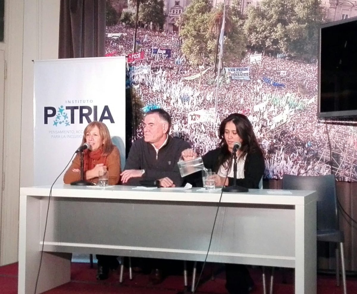 mrmartinez55's tweet photo. <<AHORA>> En el @inst_PATRIAar participando del panel sobre derechos humanos , género, niñez y adolescencia. Con el Dip Nac @CastagnetoC y la legisladora @MontenegroViki https://t.co/eDgI7upftR