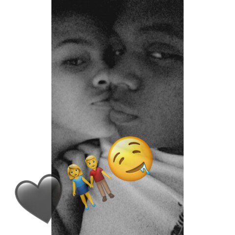 FZuriitha's tweet photo. Te amo sin final mi amor😻😻😻😻😻😻😻😻😻🙊👫✌ https://t.co/n9khEUlVkW